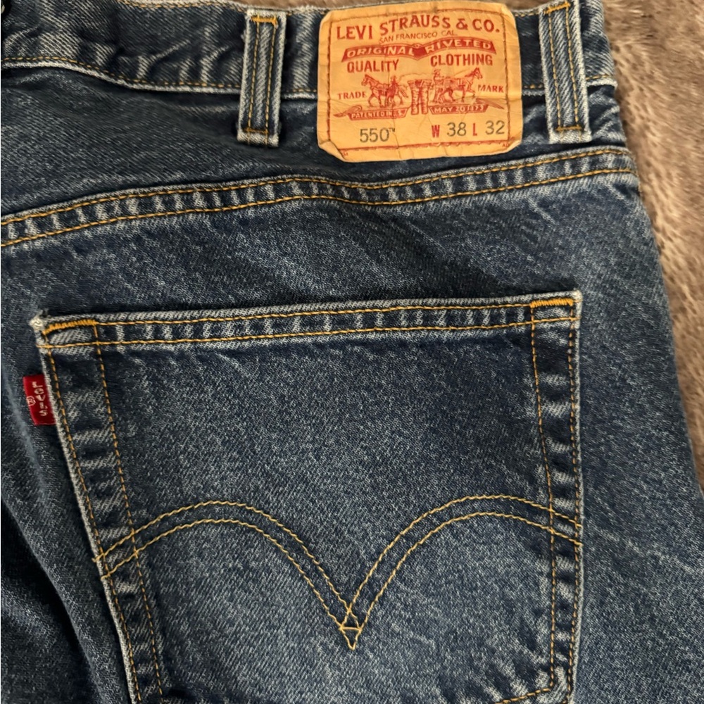 Men’s Levi's  550  Blue Denim Jeans - Picture 7 of 8